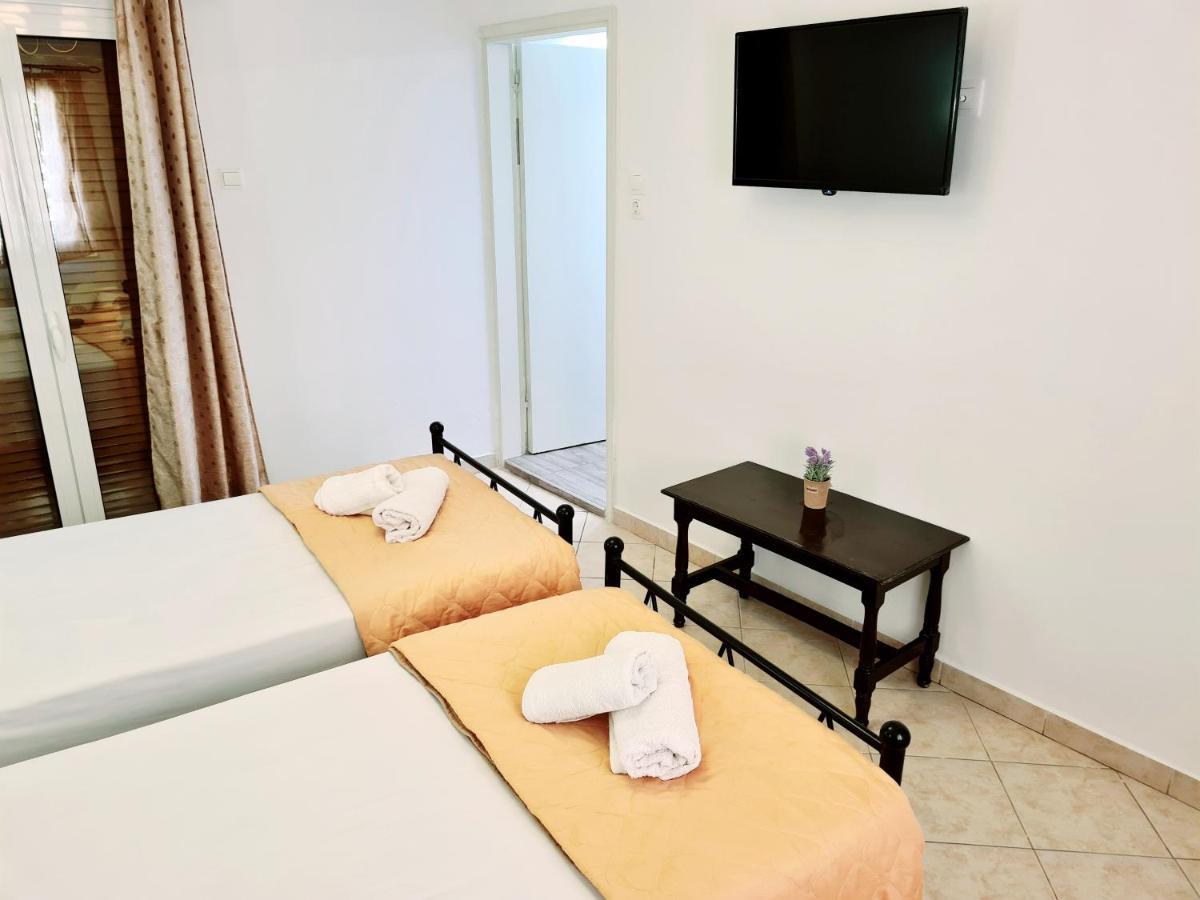 Avra Rooms 카르파토스 외부 사진