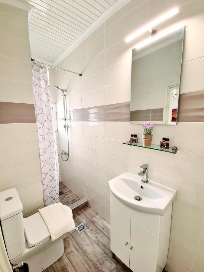 Avra Rooms 카르파토스 외부 사진